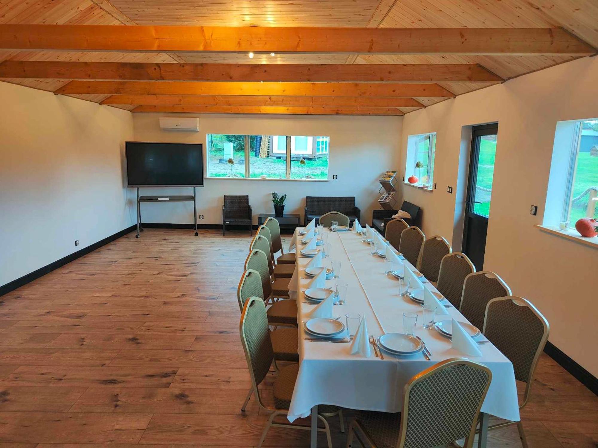 Palac Pod Bocianim Gniazdem Runowo  Extérieur photo