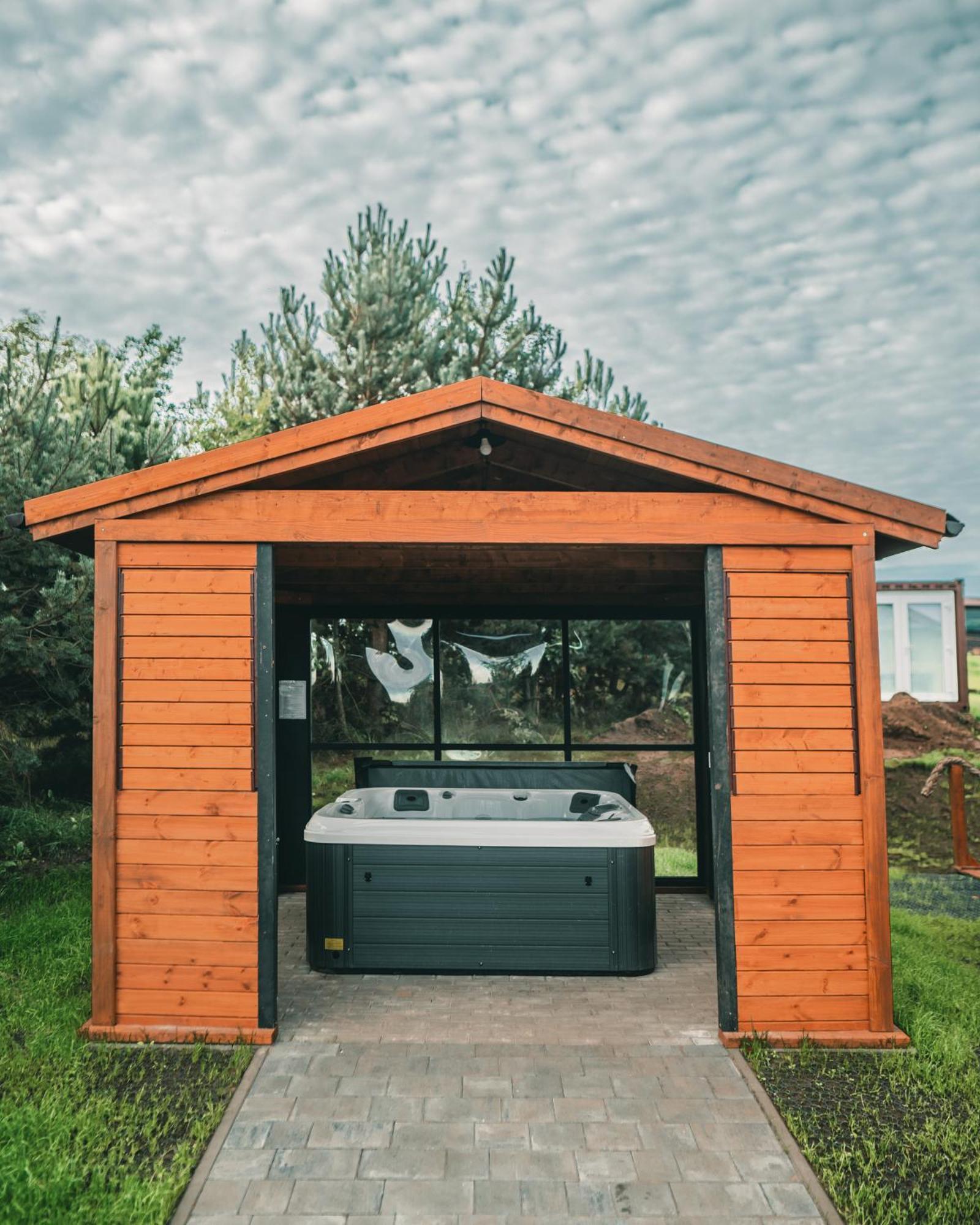Palac Pod Bocianim Gniazdem Runowo  Extérieur photo