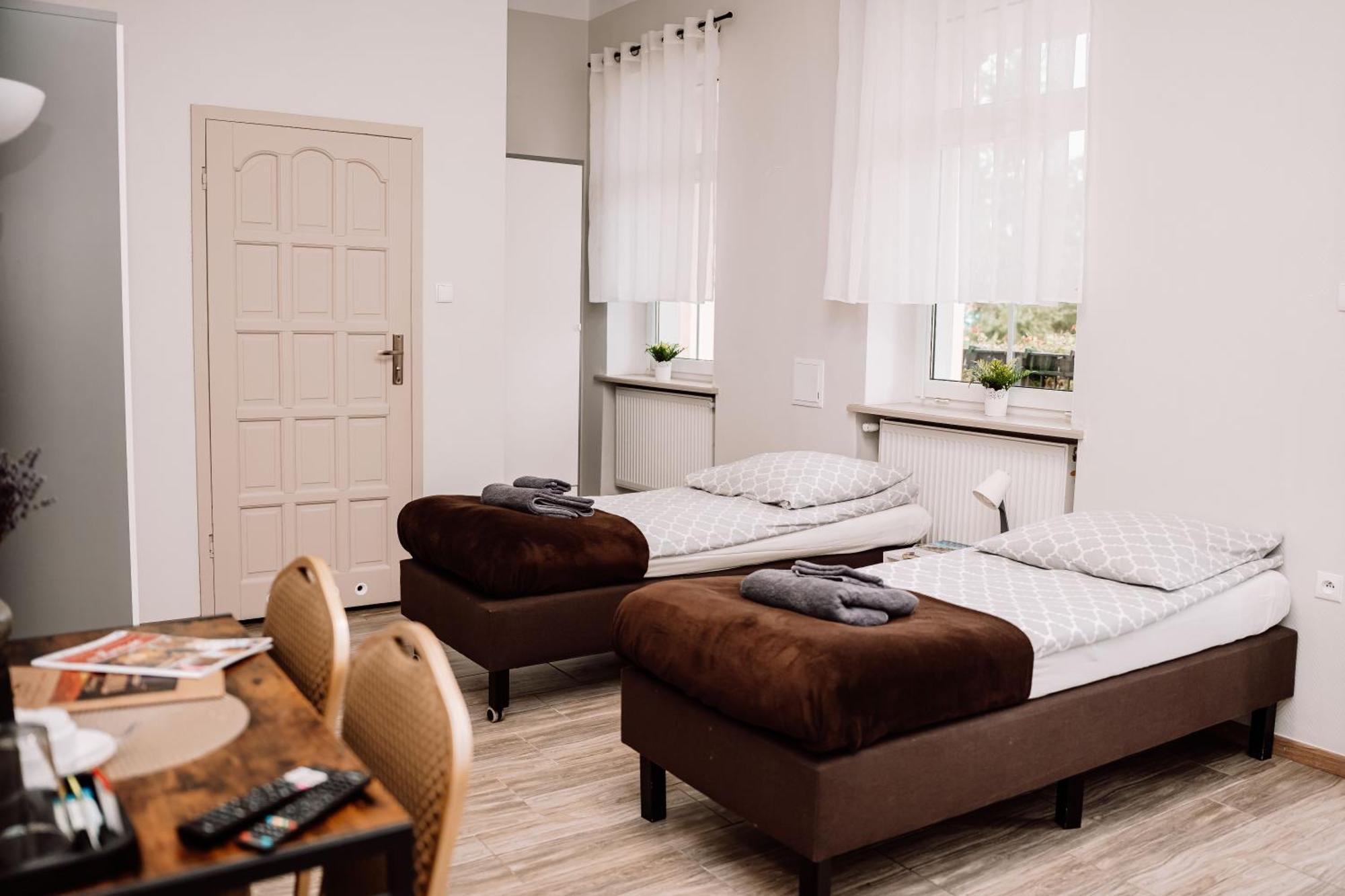Palac Pod Bocianim Gniazdem Runowo  Extérieur photo