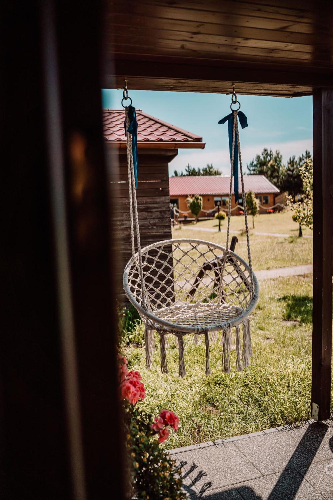 Palac Pod Bocianim Gniazdem Runowo  Extérieur photo