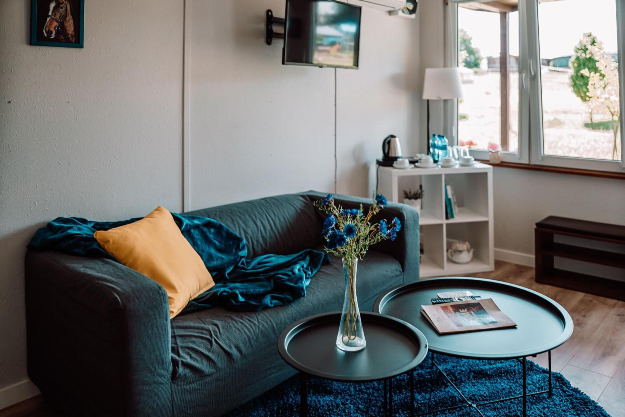Palac Pod Bocianim Gniazdem Runowo  Extérieur photo